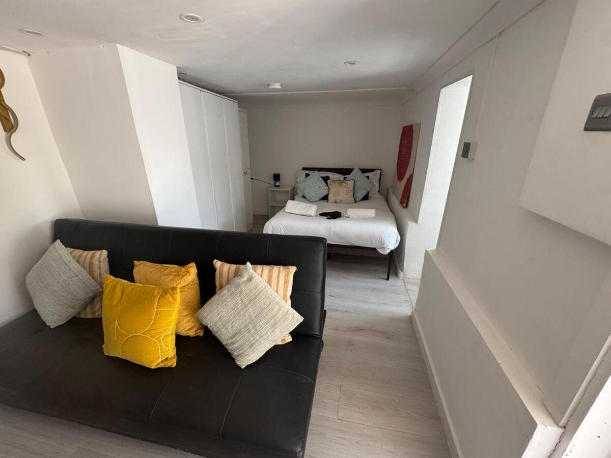 Flat, 1-bedroom, Apartment Swansea